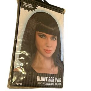 Blunt Bob Wig Black costume Halloween Role Play